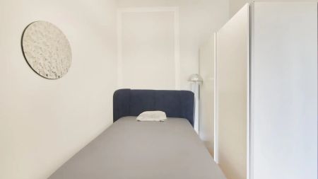 Room 1 - Largo Vitorino Damasio 2 3E - Photo 2