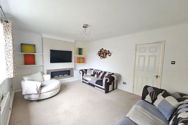 Bassett Avenue - Photo 1