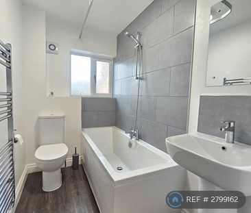 2 bedroom end of terrace house to rent - Photo 6
