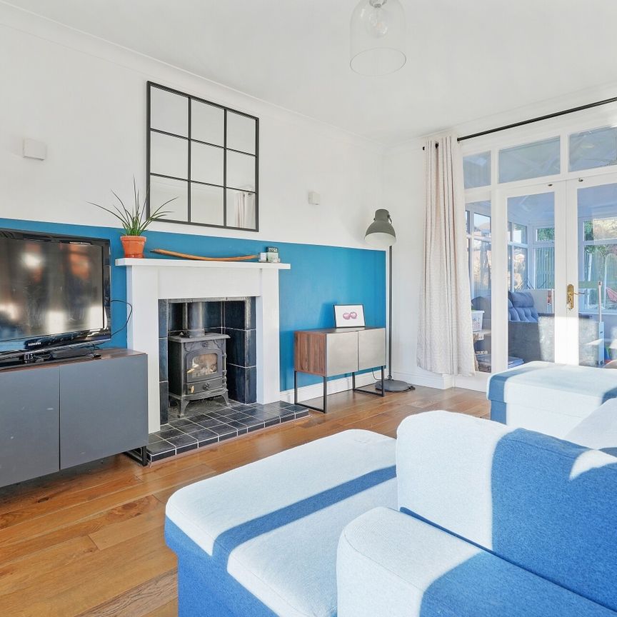 36 Heather Lea Avenue, S17 - Photo 1