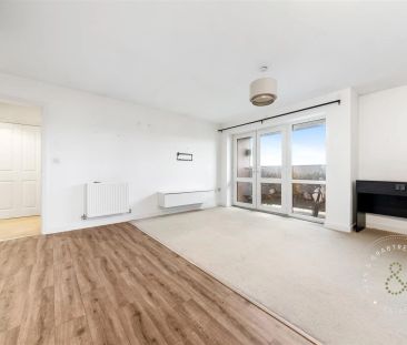 2 Bedroom Apartment - Purpose Built - Photo 1