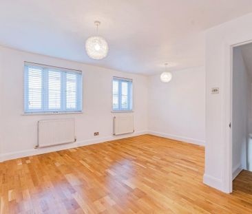 3 bedroom terraced house to rent - Photo 5