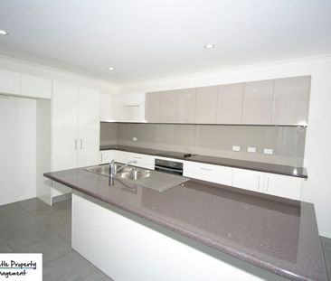 Modern Living, Perfect Location - Photo 5