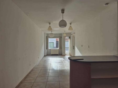 Studio met garage op een goede locatie - Photo 3