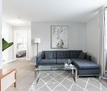 Rue Crevier Apartments - Photo 1