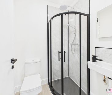 1 bedroom in a house share to rent - Photo 6
