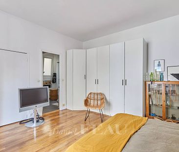 Location appartement, Paris 7ème (75007), 2 pièces, 62.39 m², ref 84745885 - Photo 1