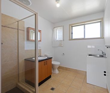 Low Maintenance One Bedroom Unit - Photo 4