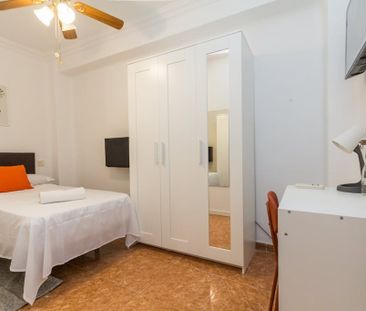 Pasaje Pezuela, Málaga, Andalusia 29010 - Photo 2