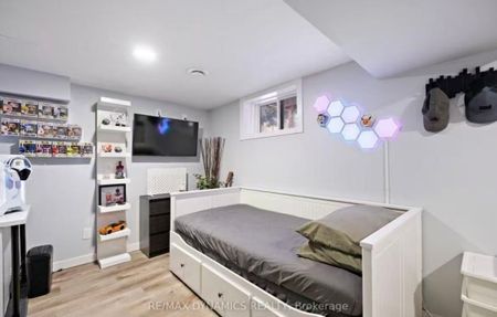 For Lease - 1200 Kingsholm Drive Unit# Basement, Mississauga, Ontario - Photo 3