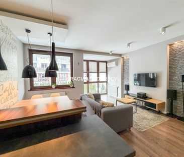 Komfortowe 2 pok z garażem i kom. lokatorską - Photo 1