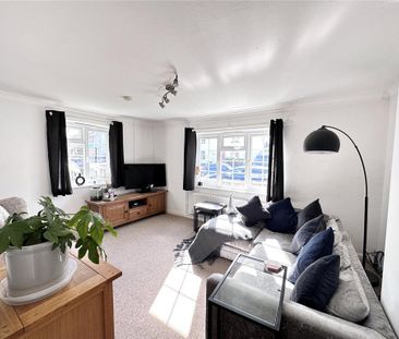 2 bedroom end of terrace house to rent - Photo 4