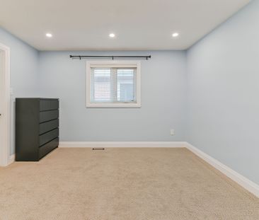 For Lease - 497 Winfield Terrace, Mississauga, Ontario - Photo 5