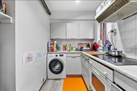Studio Flat, Gilpin Close, CR4 - Photo 5
