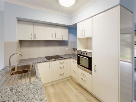 55/18 Tallebudgera Creek Road, Burleigh Heads QLD - Photo 4