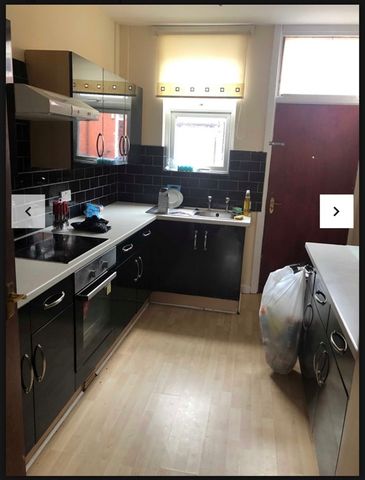 Room in a Shared House, Estcourt Avenue, LS6 - Photo 4