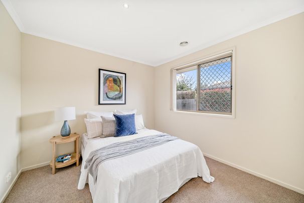 8 Funder Street, Bruce ACT 2617 - House For Rent | Domain - Photo 1