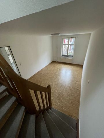 3.5-Zimmer-Maisonette-Wohnung in grünem Kleinbasler Hinterhof - Photo 2