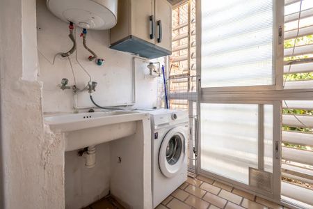 Carrer de Sant Joan de Déu, Valencia, Valencian Community 46011 - Photo 5