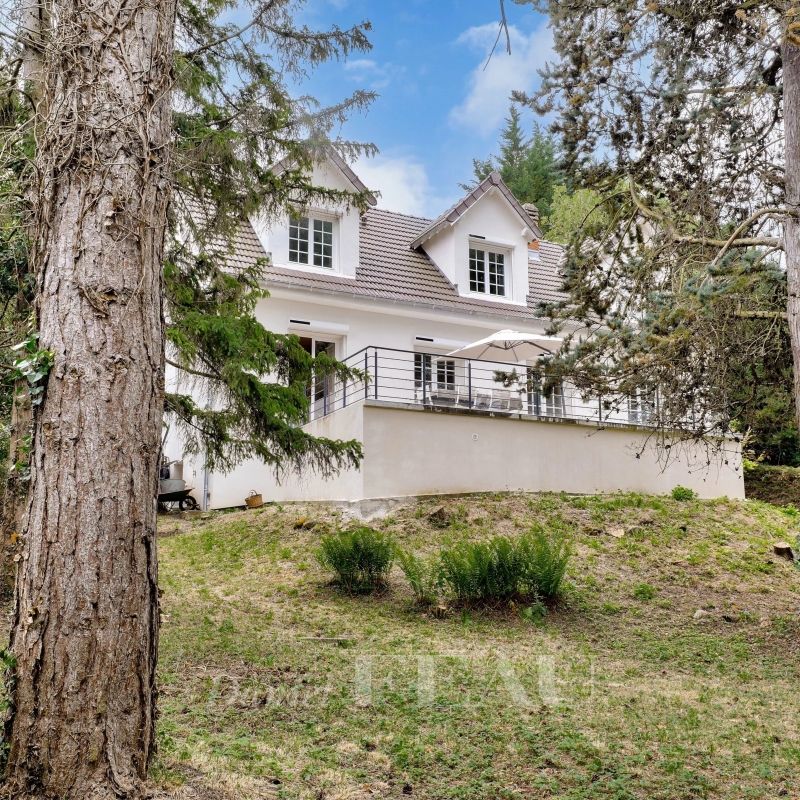 Maison familiale non-meublée avec grand jardin à Marly-le-Roi - Photo 1