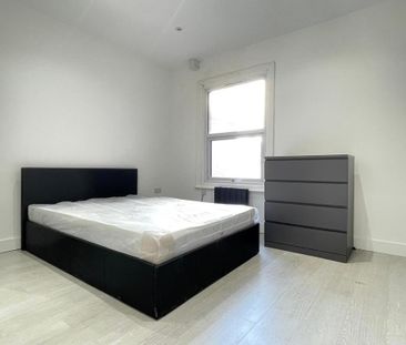 1 bedroom house of multiple occupation to rent - Photo 2
