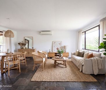 Spacious Family Home with a Fantastic Backyard! - Photo 1