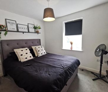 2 bedroom flat to rent - Photo 5