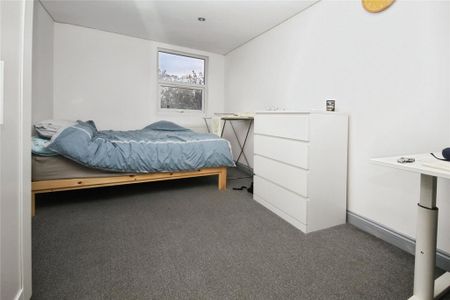 3 bedroom apartment to rent - Photo 5