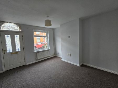 3 bedroom terraced house to rent - Photo 3