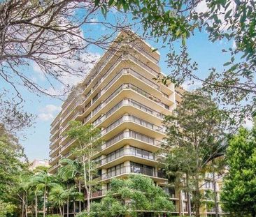 Fantastic 2-Bedroom Apartment in the Heart of Artarmon - Photo 4