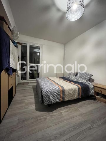 Location Appartement 4 pièces 76 m² - Photo 2