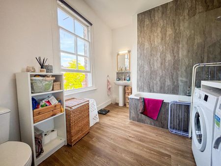 2 bedroom maisonette to rent - Photo 3