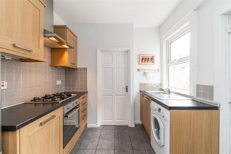 Forsyth Road, Jesmond, Newcastle Upon Tyne - Photo 5