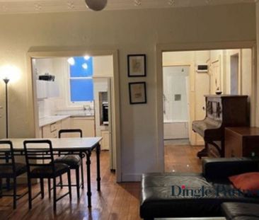 Charming Fully Furnished 1-Bedroom Apartment Moments from Fitzroy G... - Photo 4