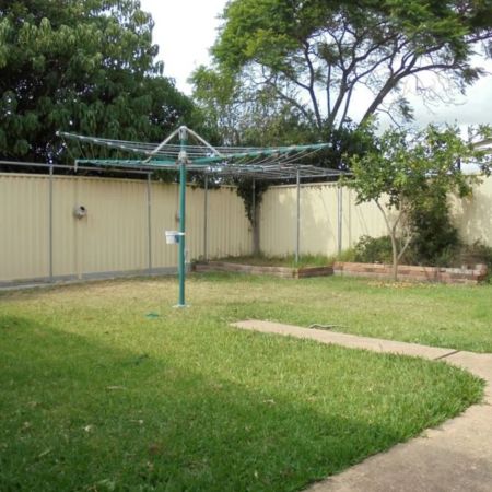 35 Grantham Street, Carlton. - Photo 3