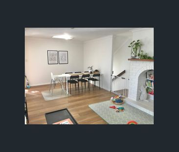 Light and Bright Living - Photo 4