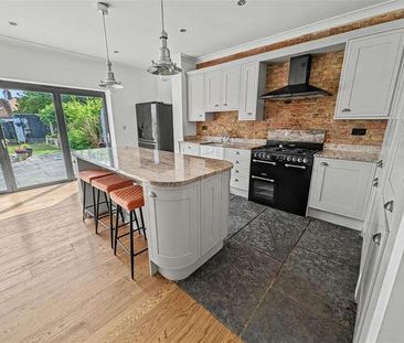 Station Road, Leigh On Sea, Essex, SS9 - Photo 6