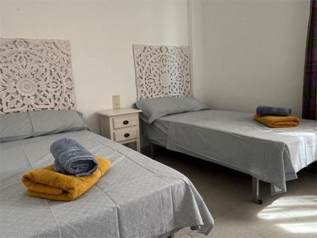 Piso de alquiler en Carrer de Roderic de Osona, 114, Oliva Nova - Photo 3