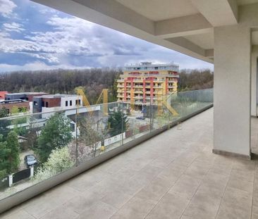 Apartament cu 3 camere | LUX | Prima inchiriere - Fotografie 3