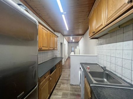 2 bed Apartment for Rent - Photo 4