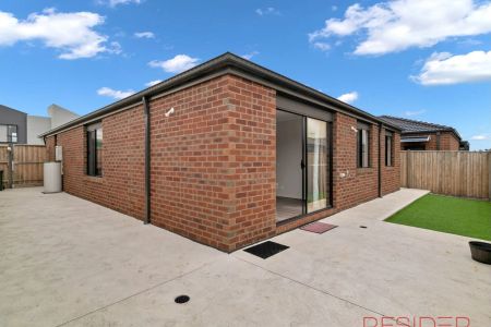 Walking distance to Donnybrook station - Photo 5