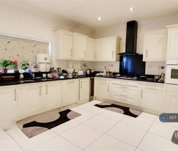 3 bedroom bungalow to rent - Photo 2