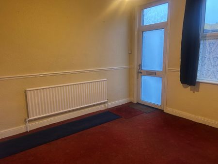 NOTTINGHAM ROAD, EASTWOOD - Photo 2