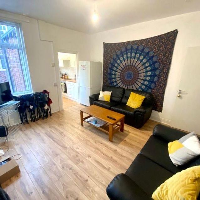 3 bedroom house share to rent - Photo 1