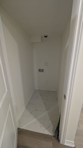 For Lease - 27 Vickery Street, Whitby, Ontario - Photo 2