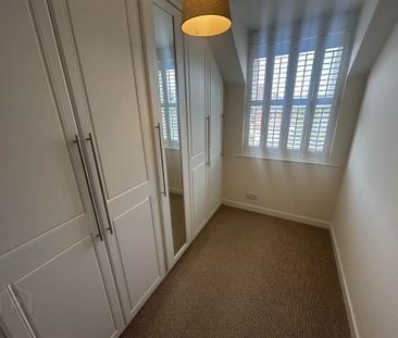 7 Railway Cottages, Bridge Road, Helens Bay, BT19 1TE - Photo 3