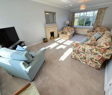 4 bedroom detached house to rent - Photo 3