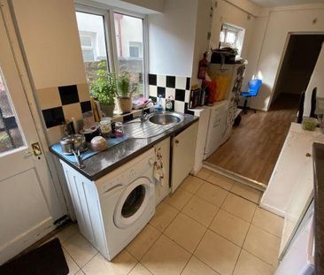 5 bedroom terraced house to rent - Photo 5