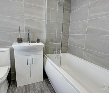 1 bedroom property to rent - Photo 2