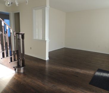 For Lease - 31 Russell Dawson Road, Markham, Ontario - Photo 3